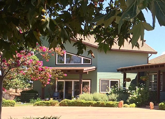 Front of house e1473722277203